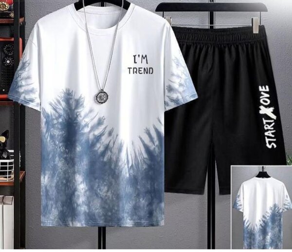 Ensemble T-shirt et Short