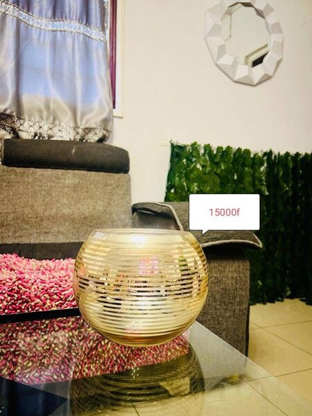 Bougeoir en verre doré