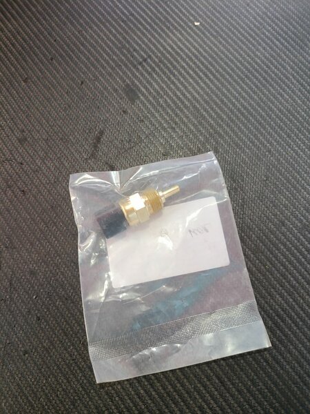 Датчик температуры двигателя