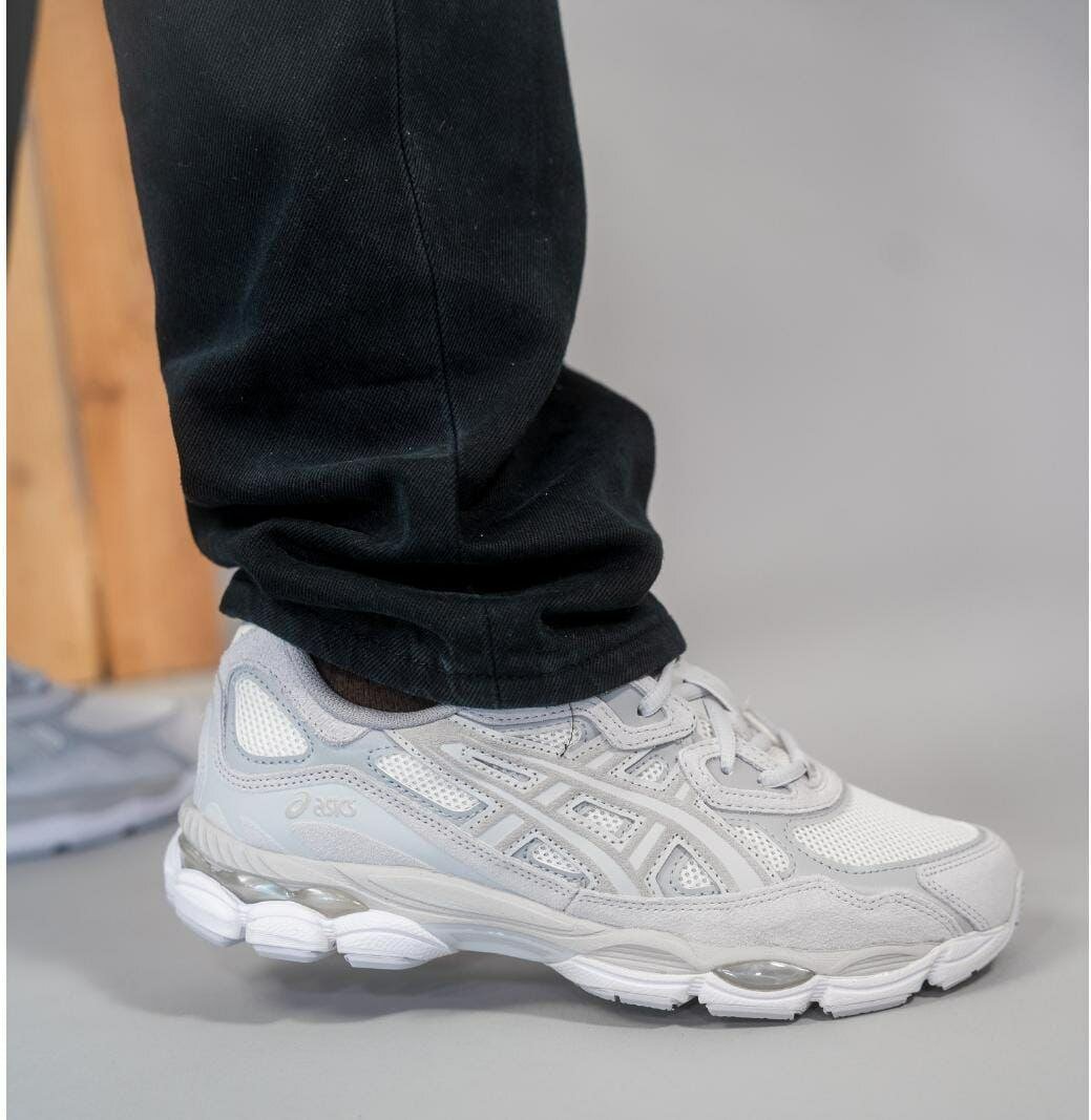 Baskets blanches confortables unisexes