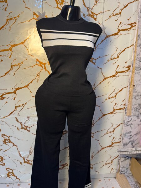 Ensemble Noir Élégant Femme