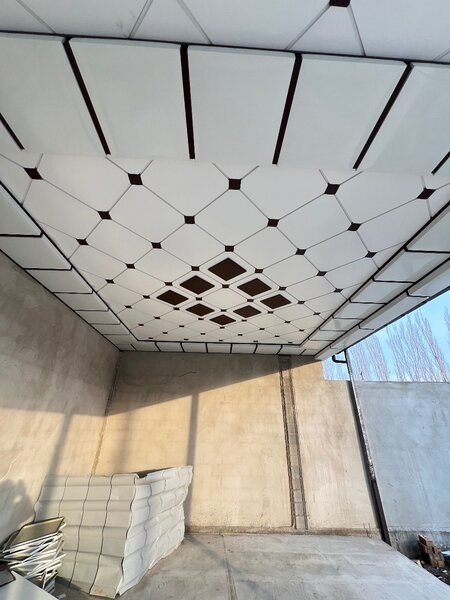 Туникафон металычной потолок