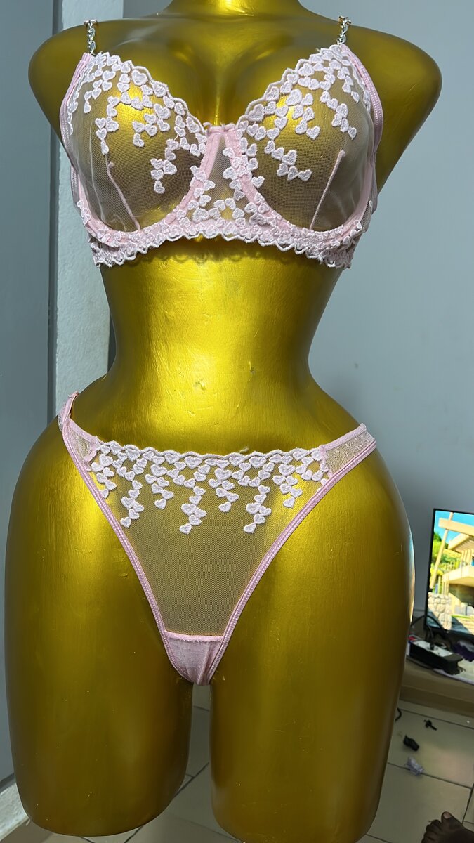 Ensemble lingerie dentelle sexy