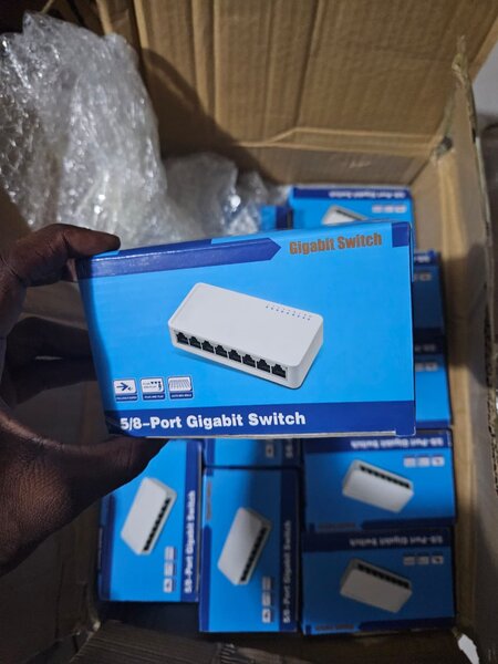 Switch Gigabit 5/8 Ports