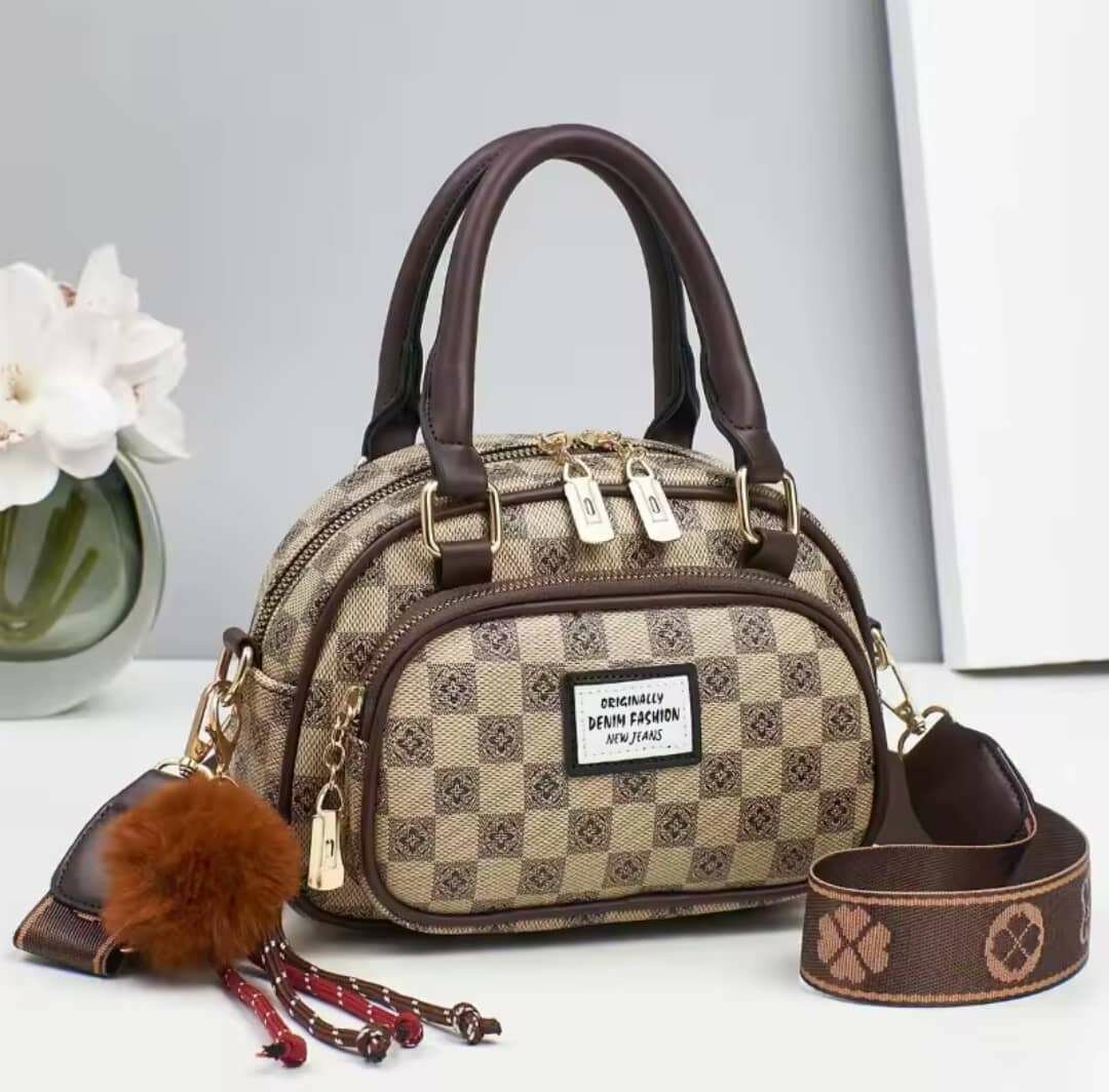 Sac à main tendance avec bandoulière