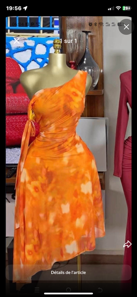 Robe asymétrique orange vive