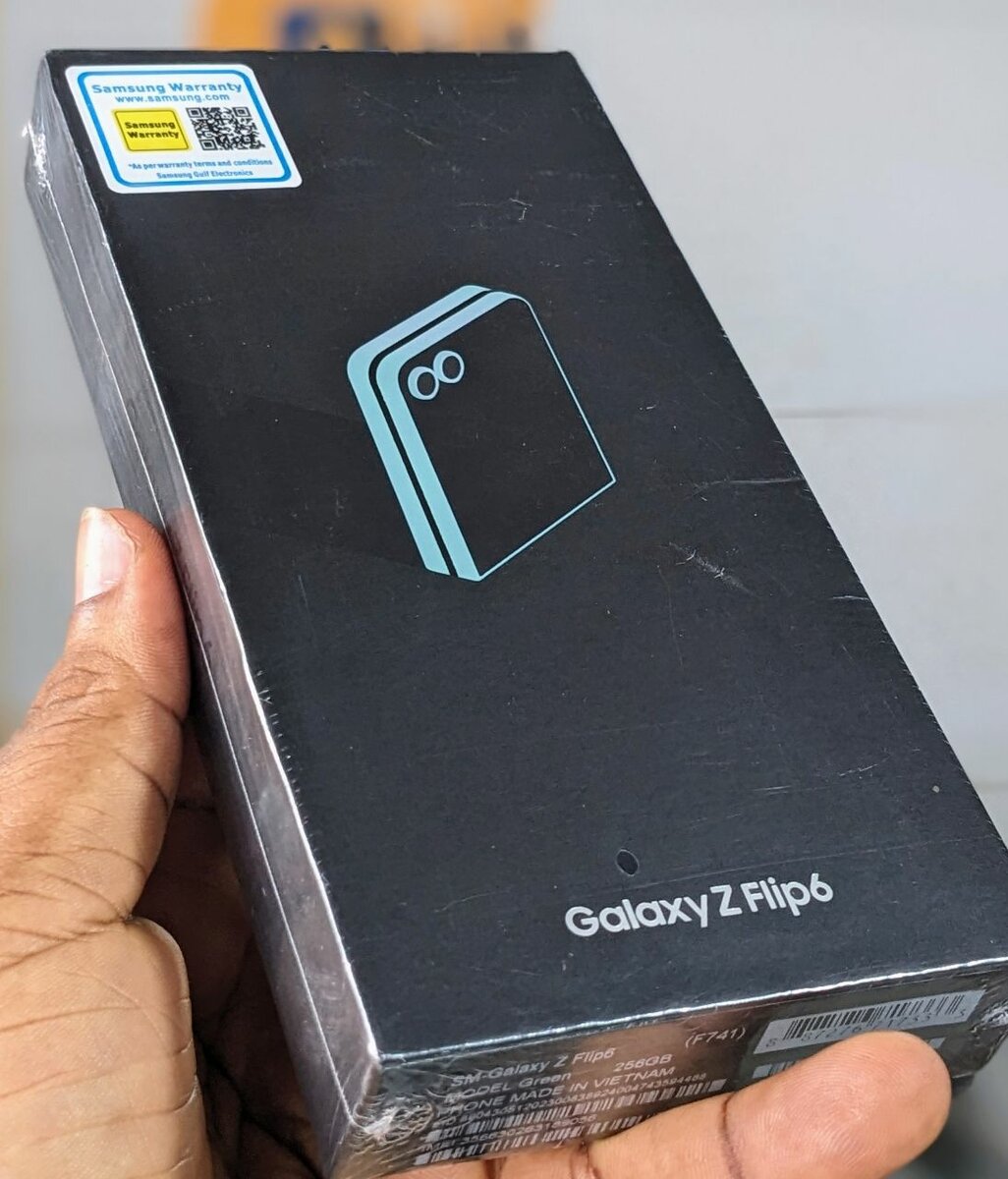 Samsung Galaxy Z Flip6 256/12g