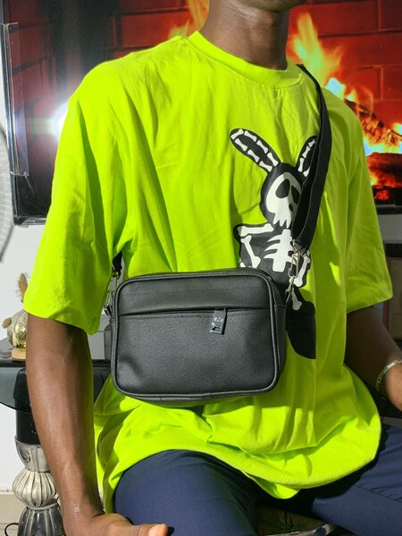 Sac bandoulière noir élégant