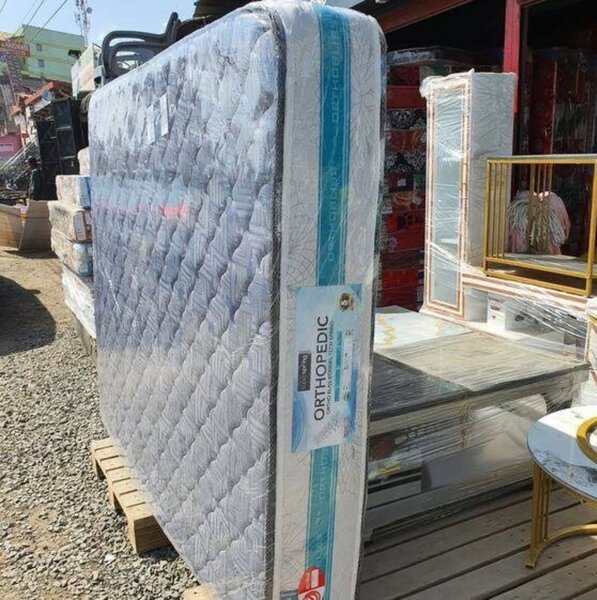 Matelas Orthopédique - Confort et Soutien