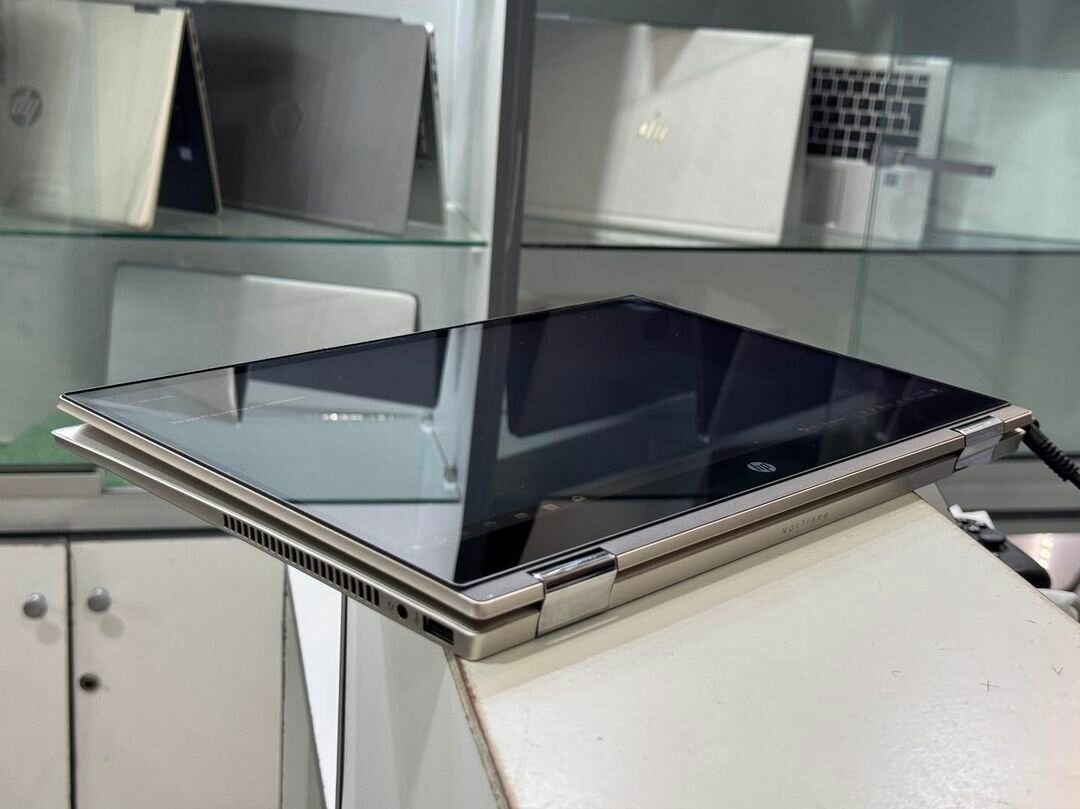 HP Pavilion x360 convertible