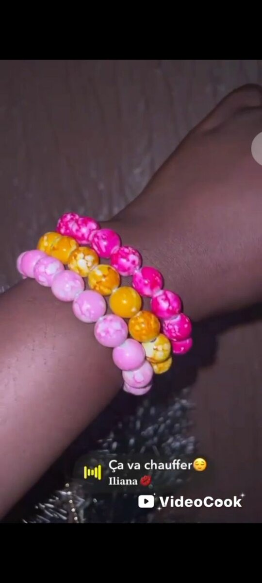 Bracelets colorés en perles