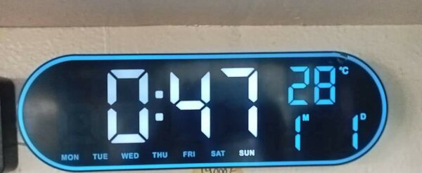 Horloge murale numérique LED