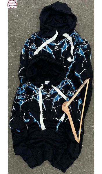 Sweat à capuche motif éclair