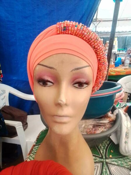 Turban en perles élégant