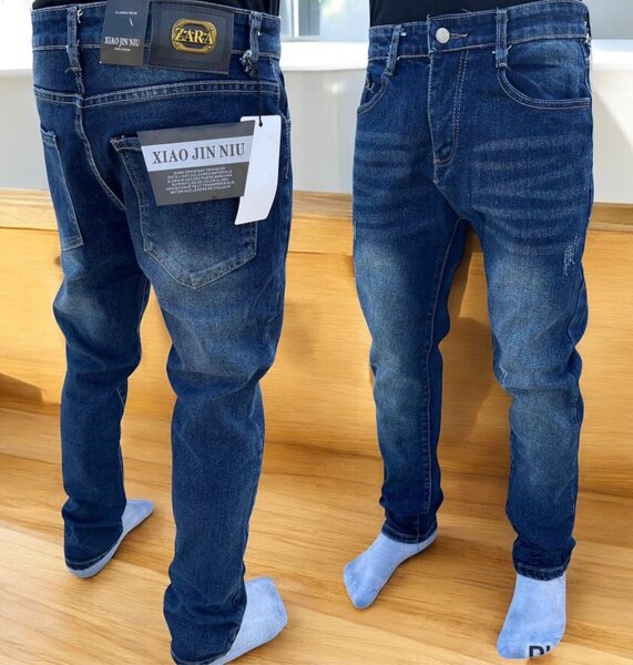 Jeans homme en denim moderne