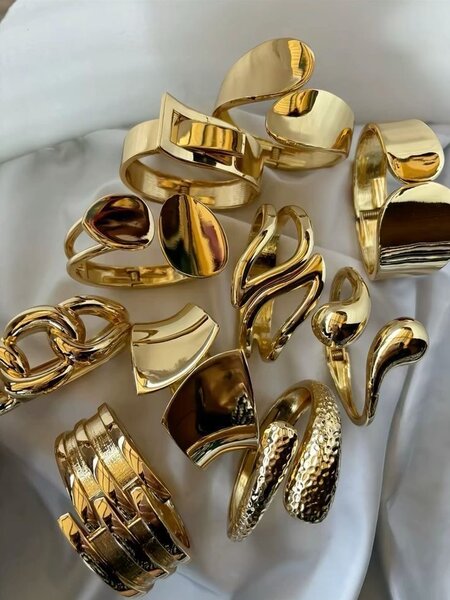 Bracelets en or élégants