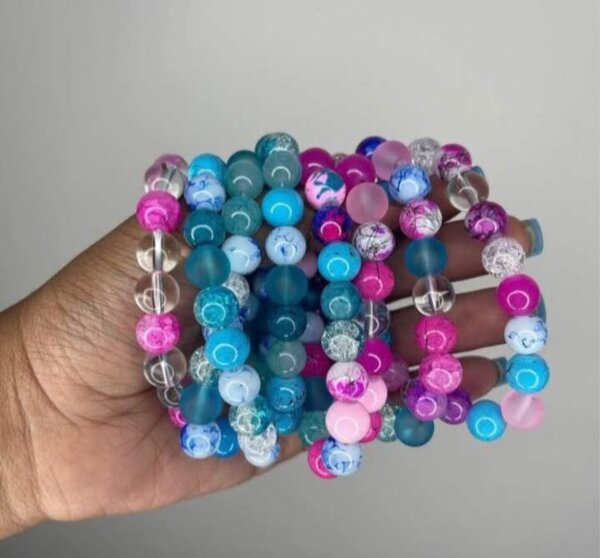 Bracelets en perles colorés