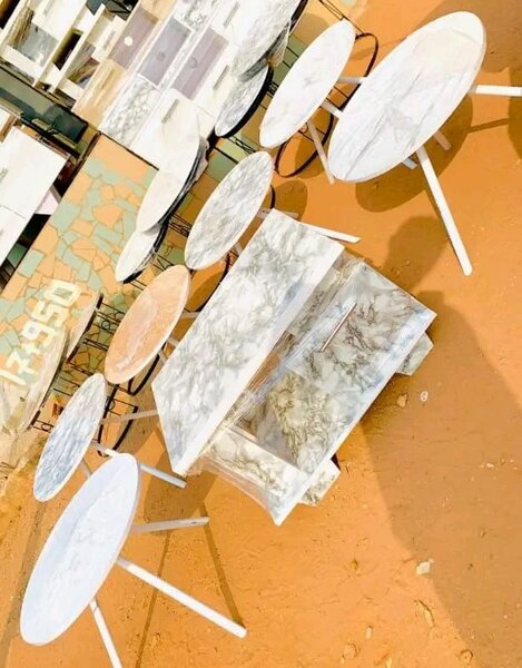 Tables basses en marbre élégant