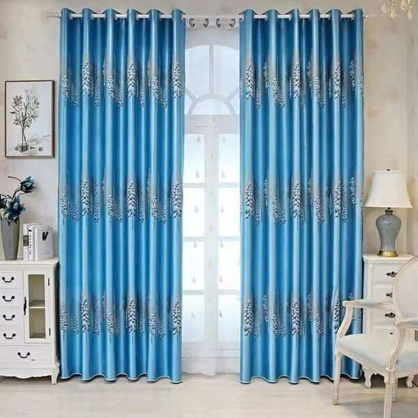 Rideaux bleus à motifs élégants