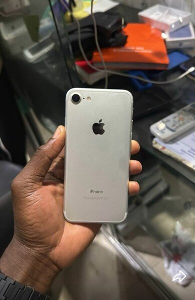 iPhone 7 Argent Débloqué