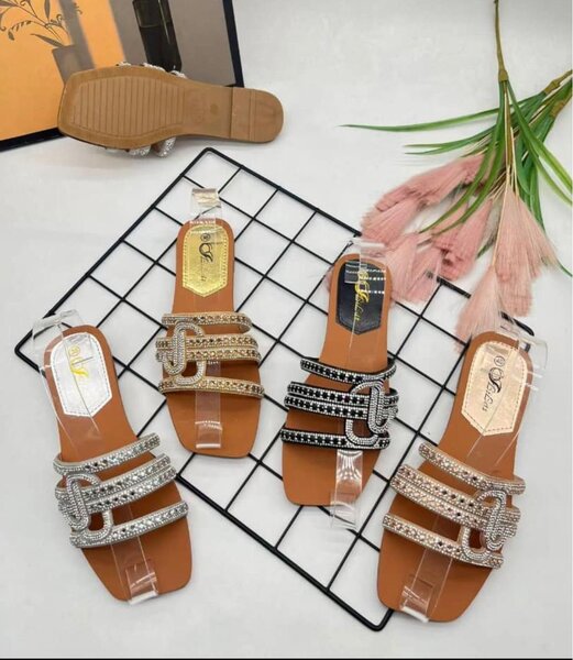 Sandales à Boucles Élégantes