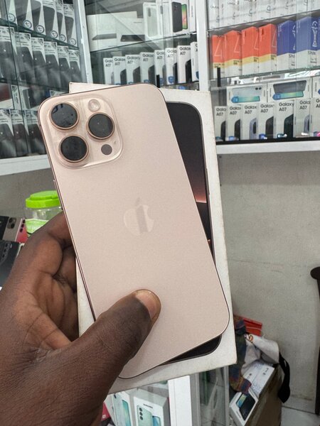 iPhone 16 Pro Max Argent