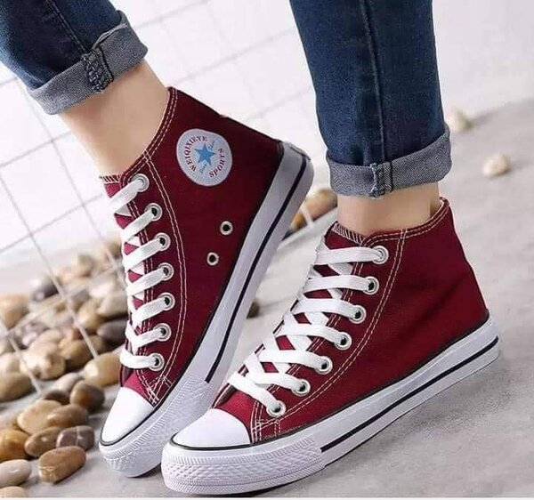 Converses rouge