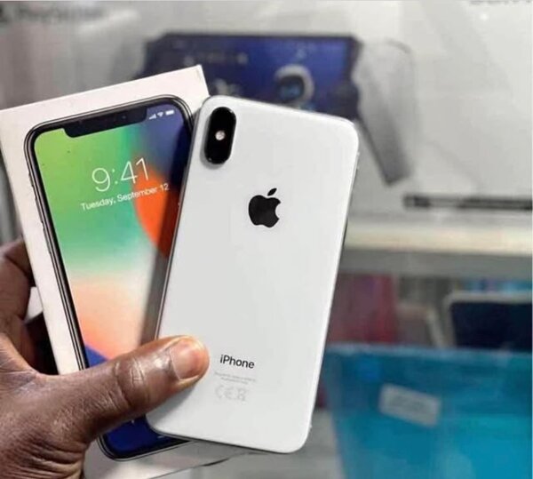 iPhone X 64GB Blanc Débloqué