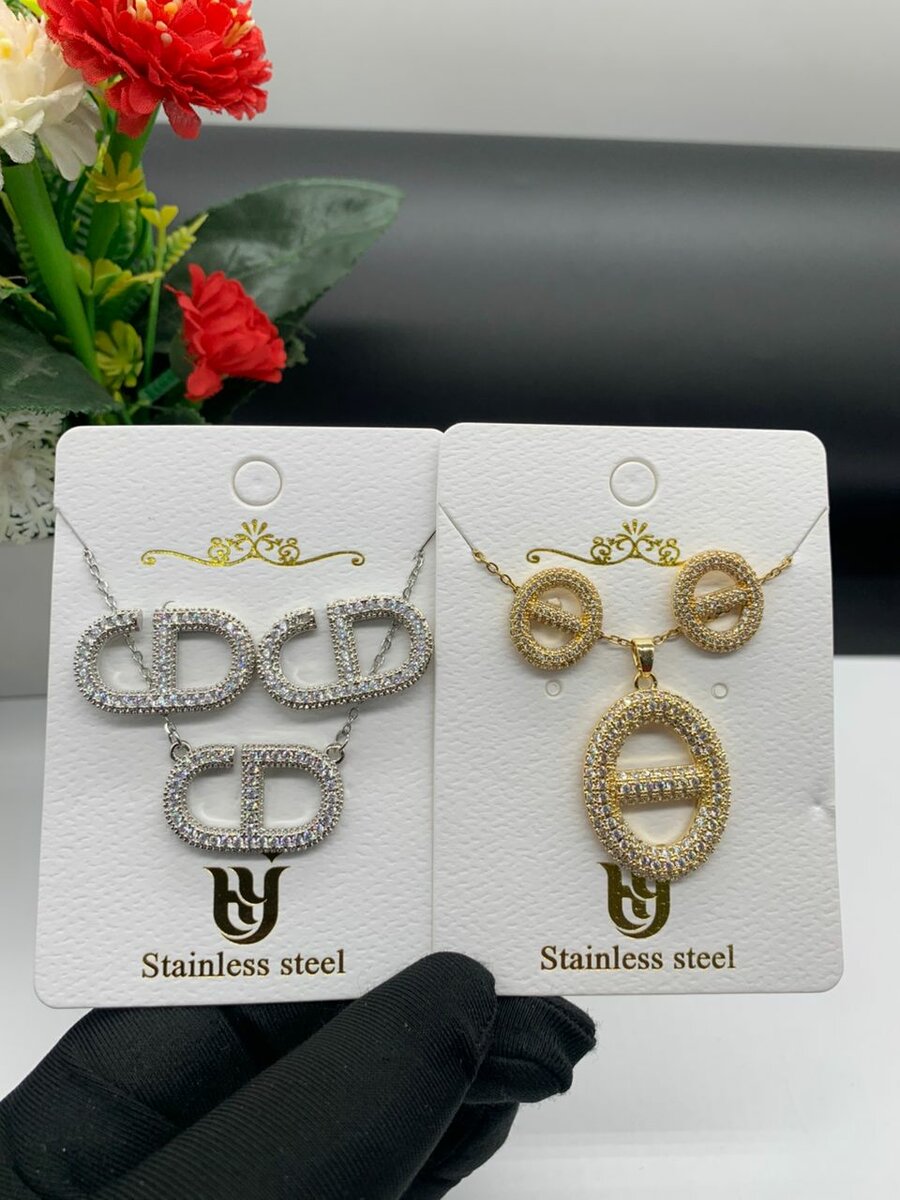 Stainless Steel Pendant Necklace Set