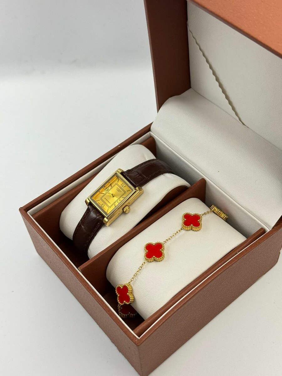 Montre carrée avec bracelet élégant