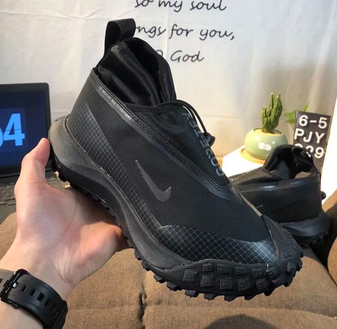 Nike Gore-Tex