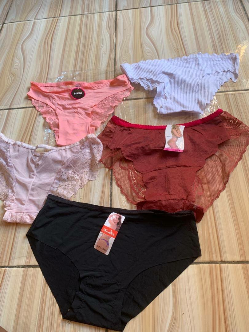 Culottes en dentelle féminines