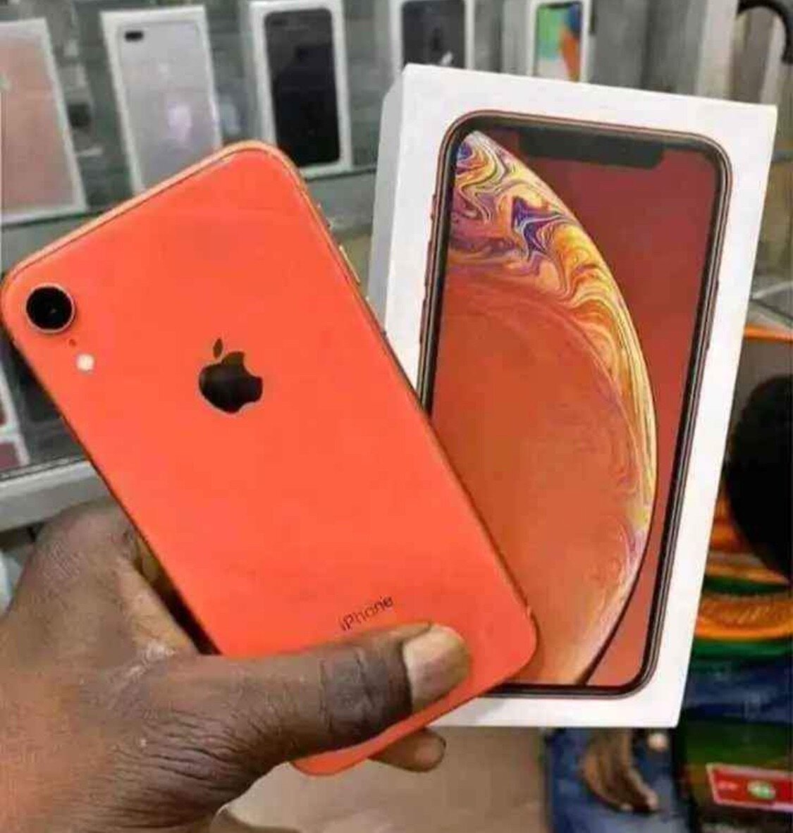 iPhone XR