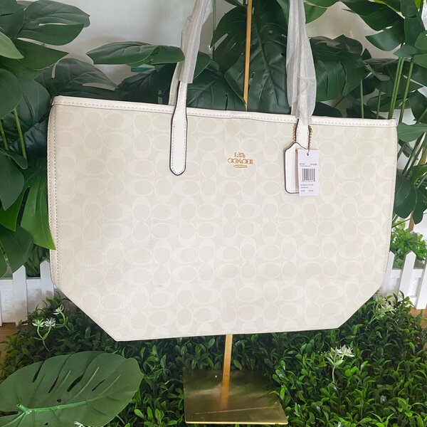 Sac cabas élégant femme