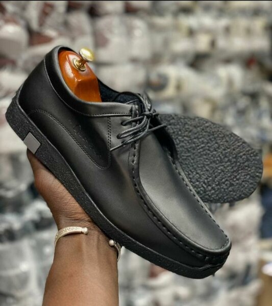 Chaussures en cuir homme élégantes