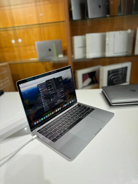 2019 MACBOOK AIR