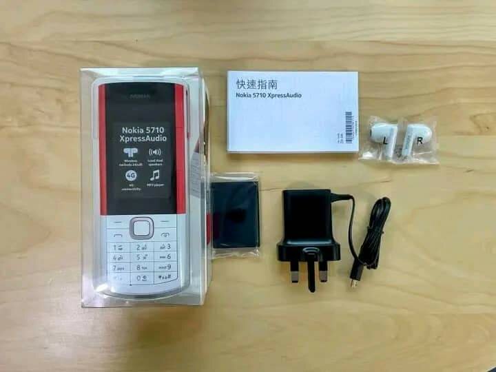 Téléphone Nokia 5710 XpressAudio
