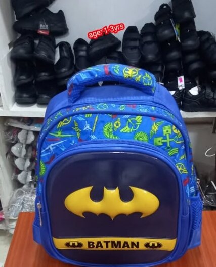 Available as seen backpacks 🎒 Age: 1-3yrs batman