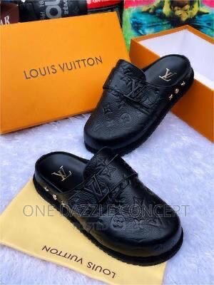 Louis Vuitton Homme Mule en Cuir Noir