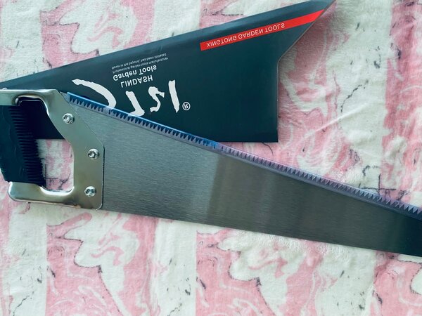 Heavy-Duty Hand Saw 16 inches