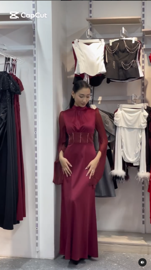 платье в длине макси