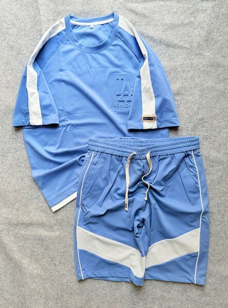 Complet culotte disponible