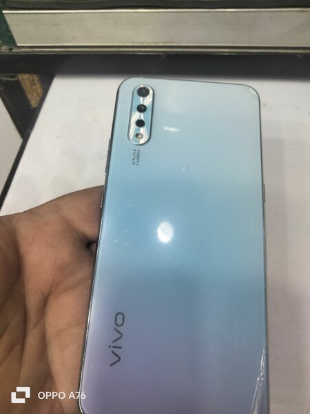 Vivo S1