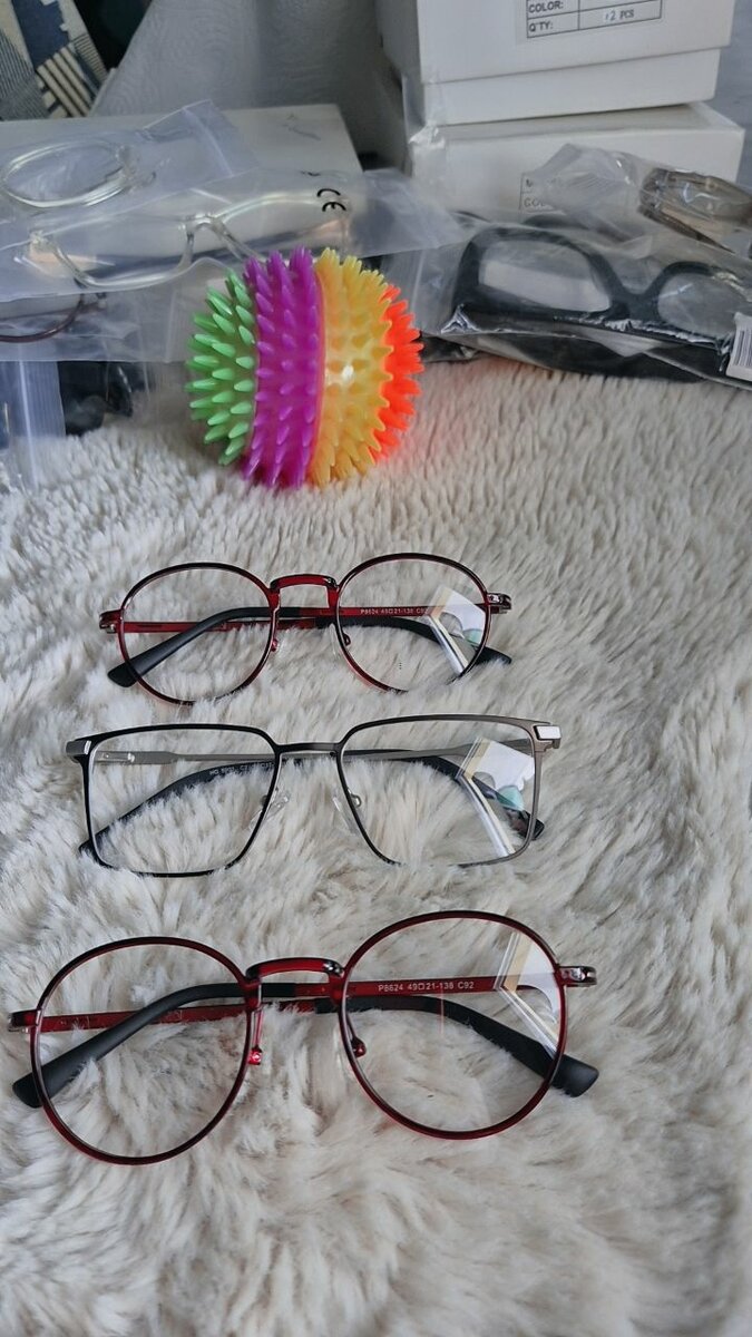 Montures de lunettes