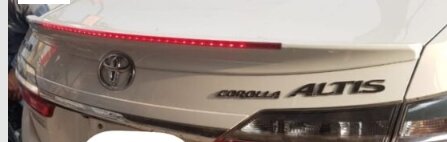  Toyota Corolla  Full LED Spoiler