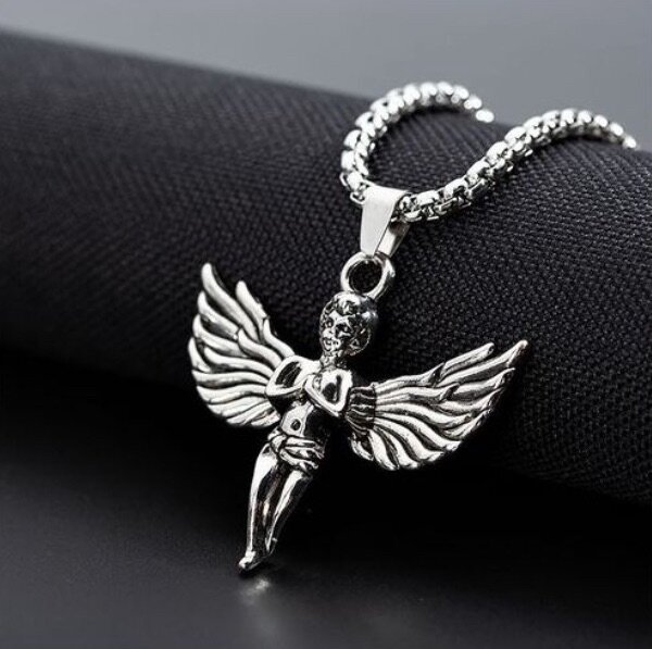 Chaîne homme avec pendentif