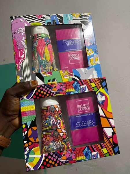 Boxe parfum et gel douche