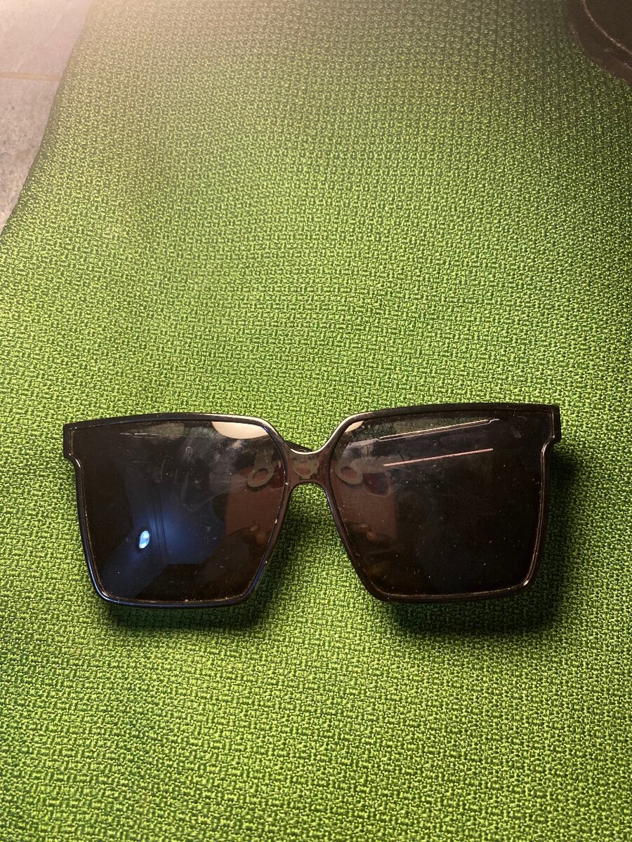 Lunettes de soleil carrées UV400