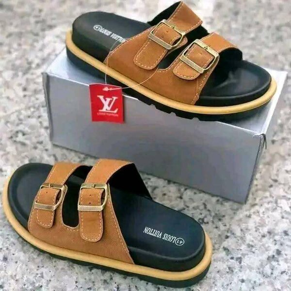 Super promotion des sandales super qualité