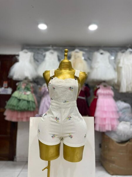 Combishort élégant fleuri